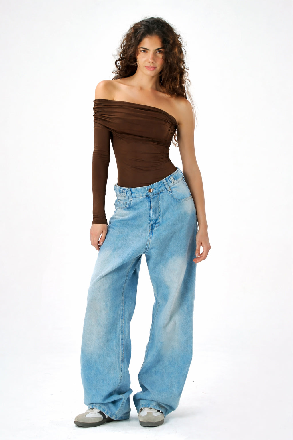 One shoulder top