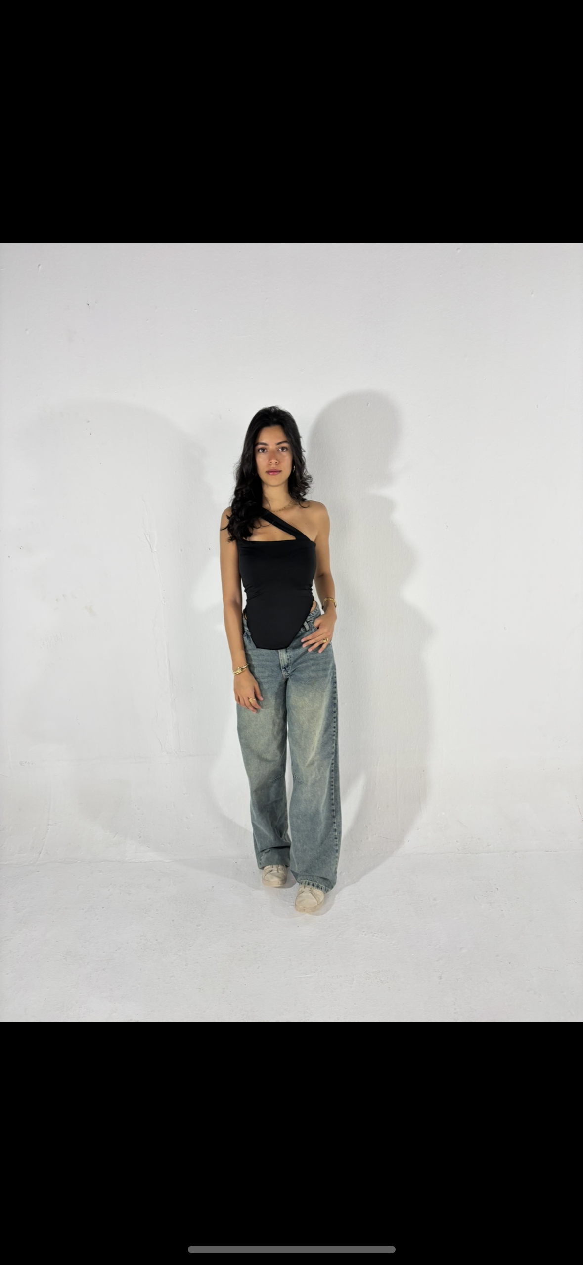 One shoulder top