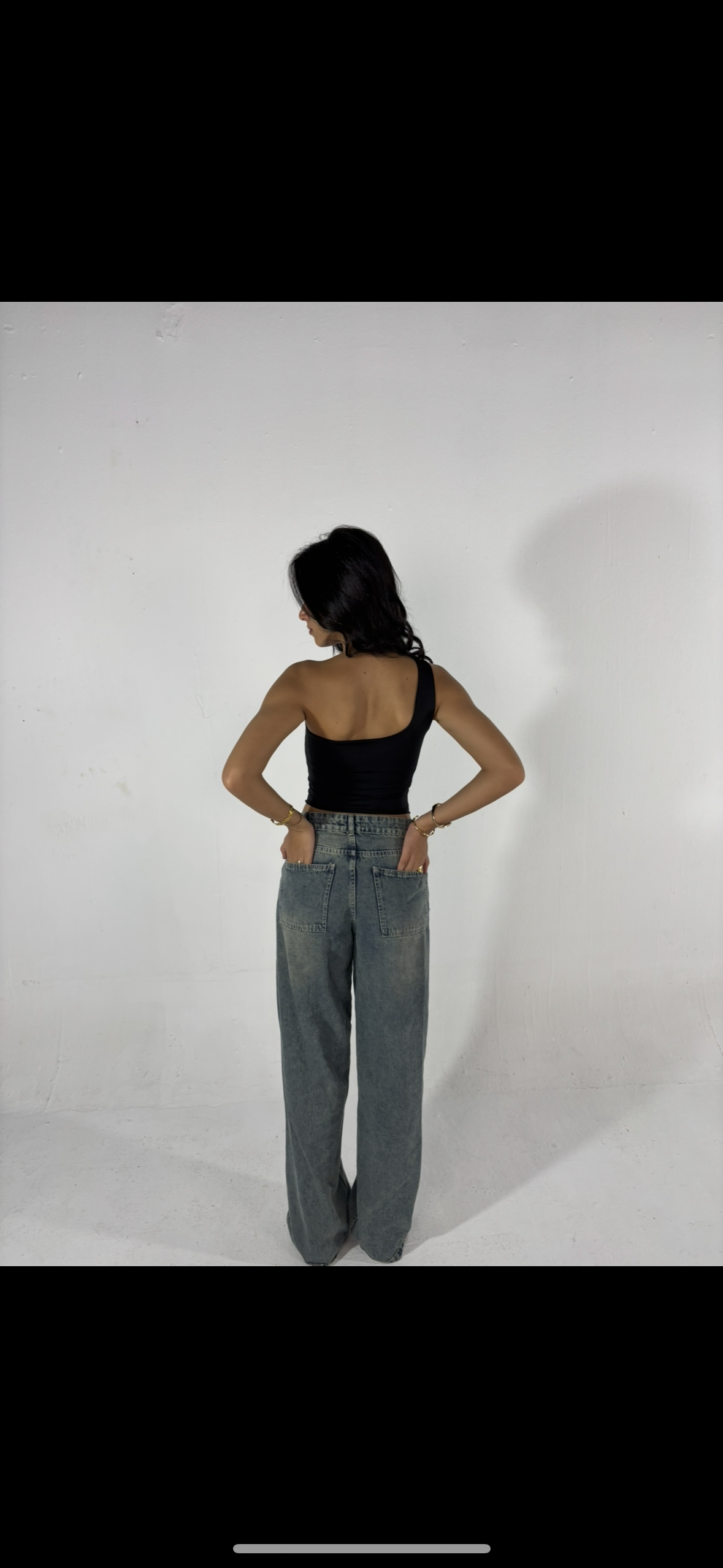 One shoulder top